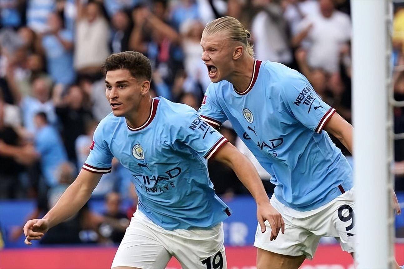 开云体育平台-今晚圣安东尼奥马刺更衣室发声——荷甲节点到来，球迷炸锅，更衣室氛围转暖