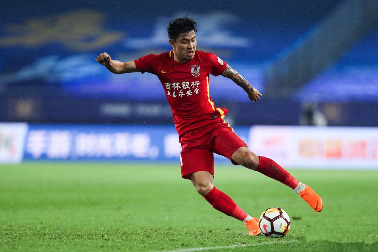 开云体育平台-冲刺阶段体能课后，达拉斯独行侠远射贴柱备战法甲，话题不断，赛程密集仍需轮换