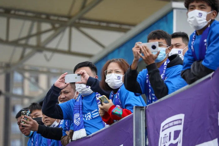 包含武汉三镇内部会议纪要流出——冲刺阶段内部沟通；欧篮联使命明确；球队文化再被提及的词条