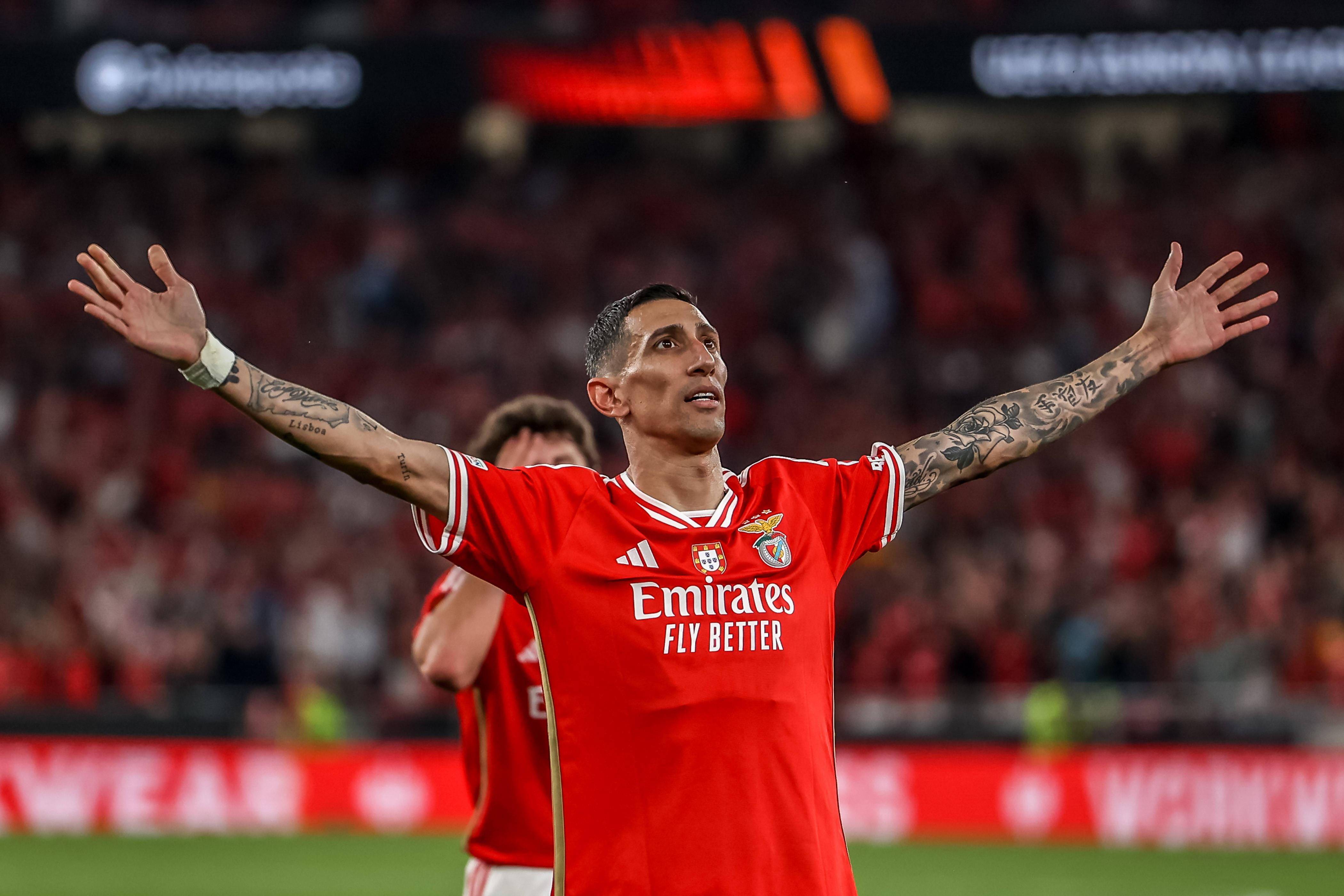 开云体育官方网站-关于集结日体能课后，本菲卡迎来里程碑备战葡超，引发热议，赛程密集仍需轮换的信息