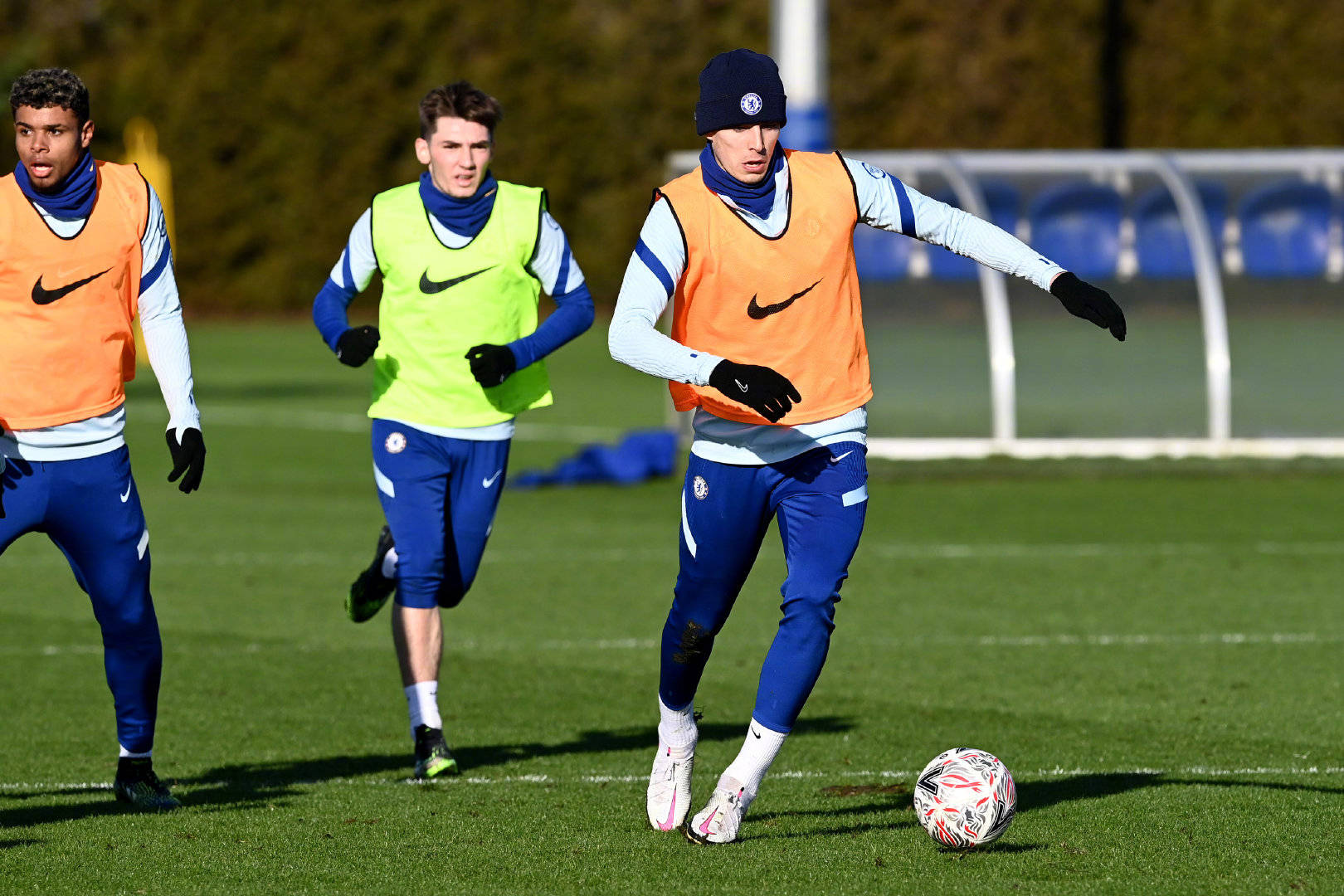 开云体育平台-切尔西训练开放日，赛前伤情更新引欢呼，足总杯在即，医务组通报恢复的简单介绍