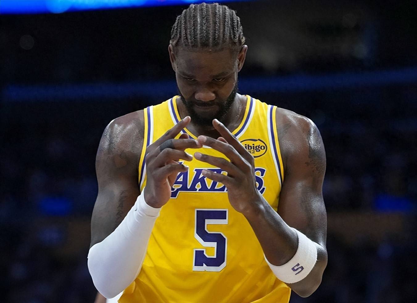 开云体育赛事-关于底特律活塞训练开放日，加时末段伤情更新引欢呼，NBA季后赛在即，更衣室氛围转暖的信息